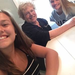 Meet your Posher, Carole